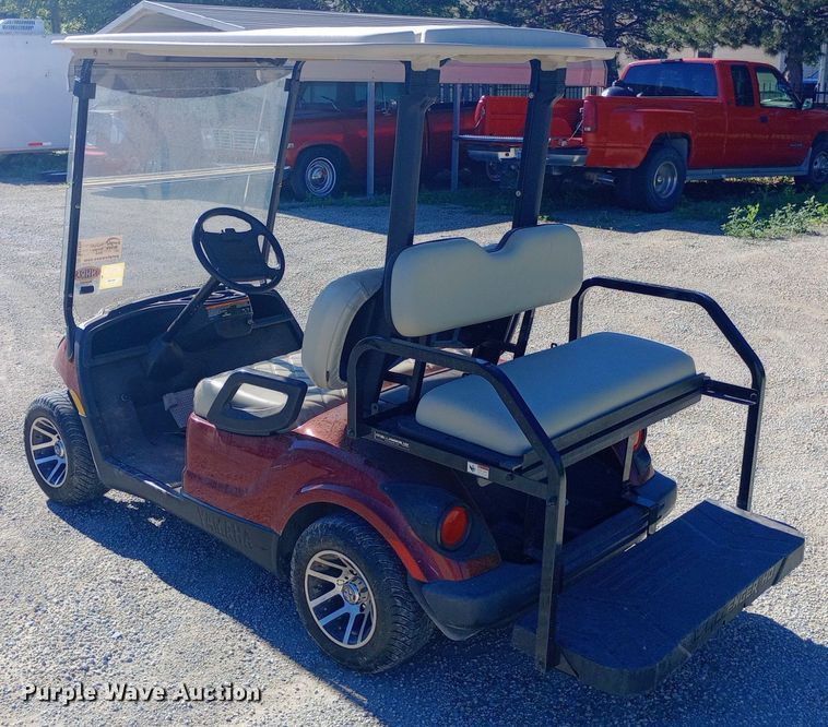 image for item DQ7130 Yamaha golf cart