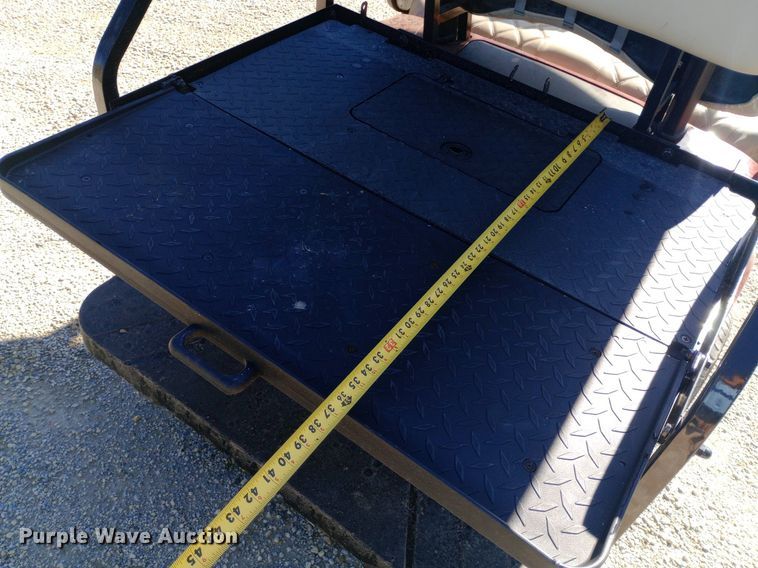 image for item DQ7130 Yamaha golf cart