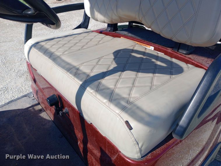 image for item DQ7130 Yamaha golf cart