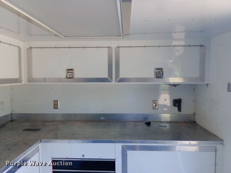 image for item DQ7133 2001 S&S Welding  32T102T enclosed cargo trailer