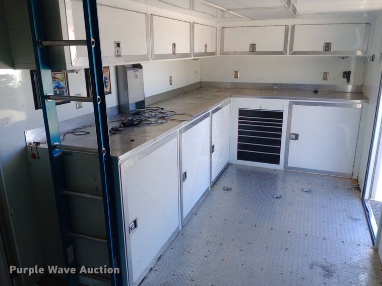 image for item DQ7133 2001 S&S Welding  32T102T enclosed cargo trailer