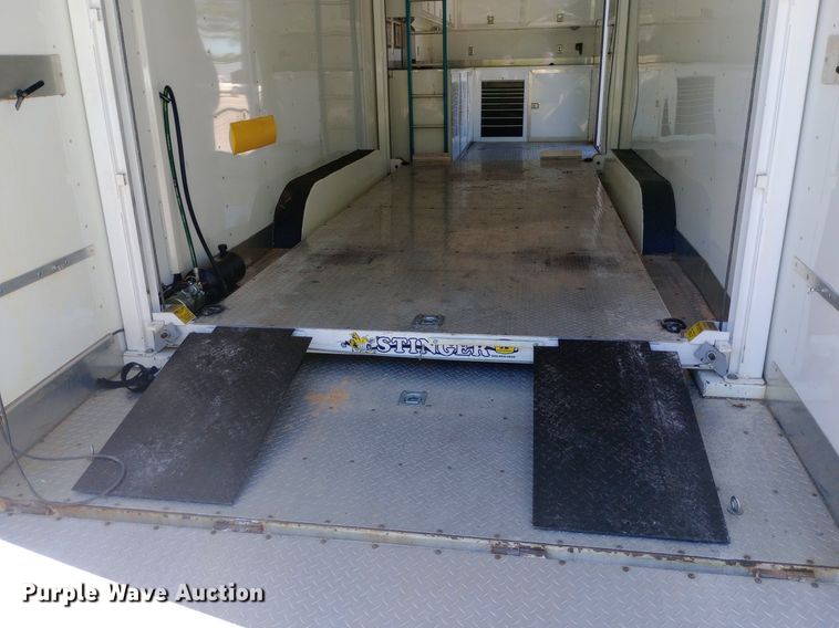 image for item DQ7133 2001 S&S Welding  32T102T enclosed cargo trailer