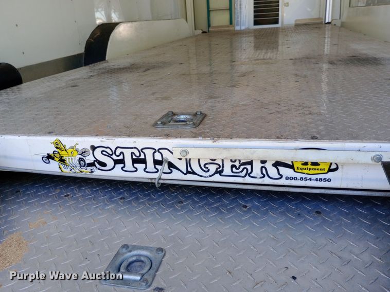 image for item DQ7133 2001 S&S Welding  32T102T enclosed cargo trailer