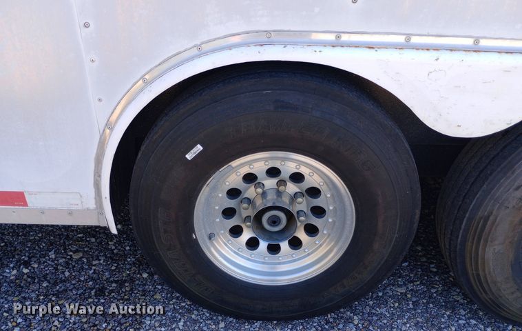 image for item DQ7133 2001 S&S Welding  32T102T enclosed cargo trailer