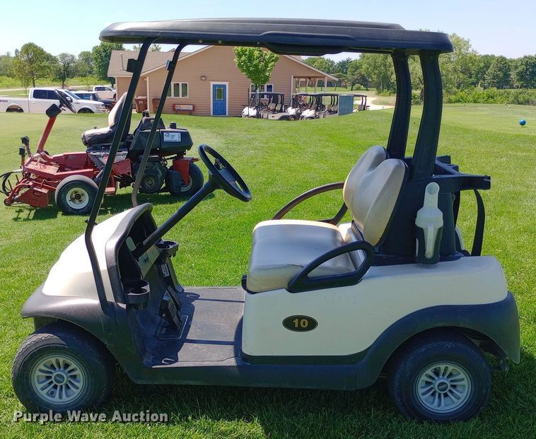 image for item DQ7148 Club Car golf cart