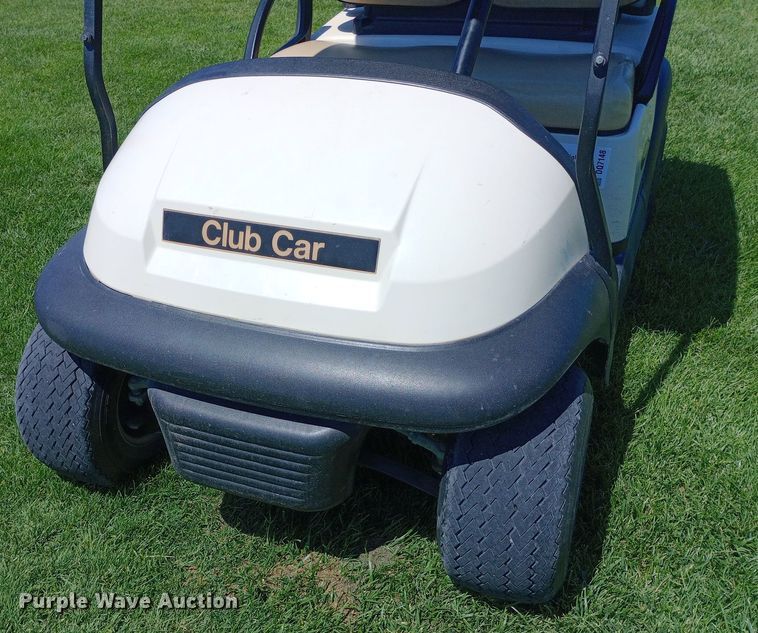 image for item DQ7148 Club Car golf cart