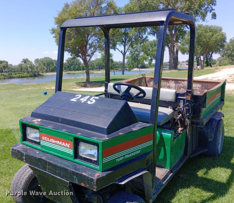 image for item DQ7149 1997 Cushman Turf-Truckster utility vehicle