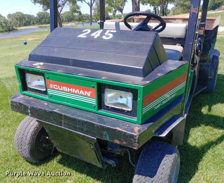 image for item DQ7149 1997 Cushman Turf-Truckster utility vehicle