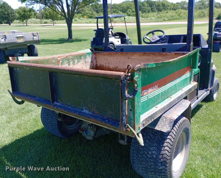 image for item DQ7149 1997 Cushman Turf-Truckster utility vehicle