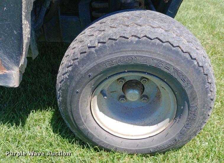 image for item DQ7149 1997 Cushman Turf-Truckster utility vehicle