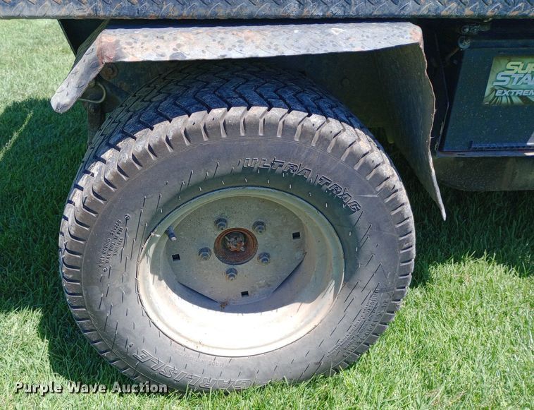 image for item DQ7149 1997 Cushman Turf-Truckster utility vehicle