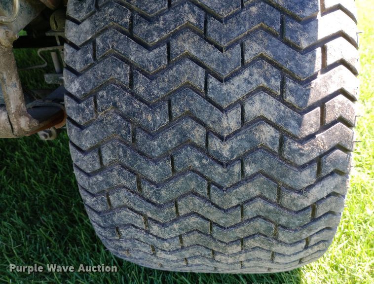 image for item DQ7149 1997 Cushman Turf-Truckster utility vehicle