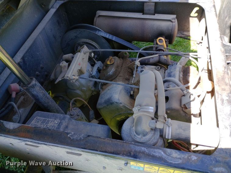 image for item DQ7150 Toro Workman 2100 utility vehicle