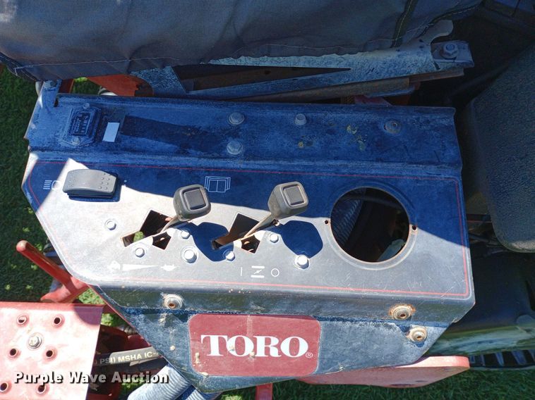 image for item DQ7151 Toro Greensmaster 3150 reel mower