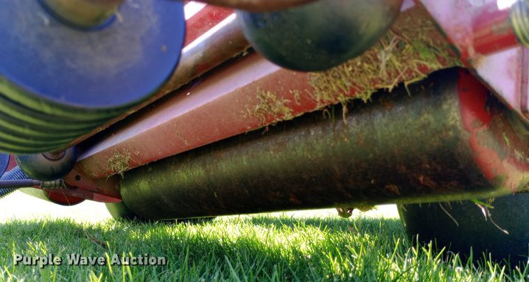 image for item DQ7151 Toro Greensmaster 3150 reel mower