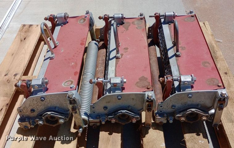 image for item DQ7151 Toro Greensmaster 3150 reel mower