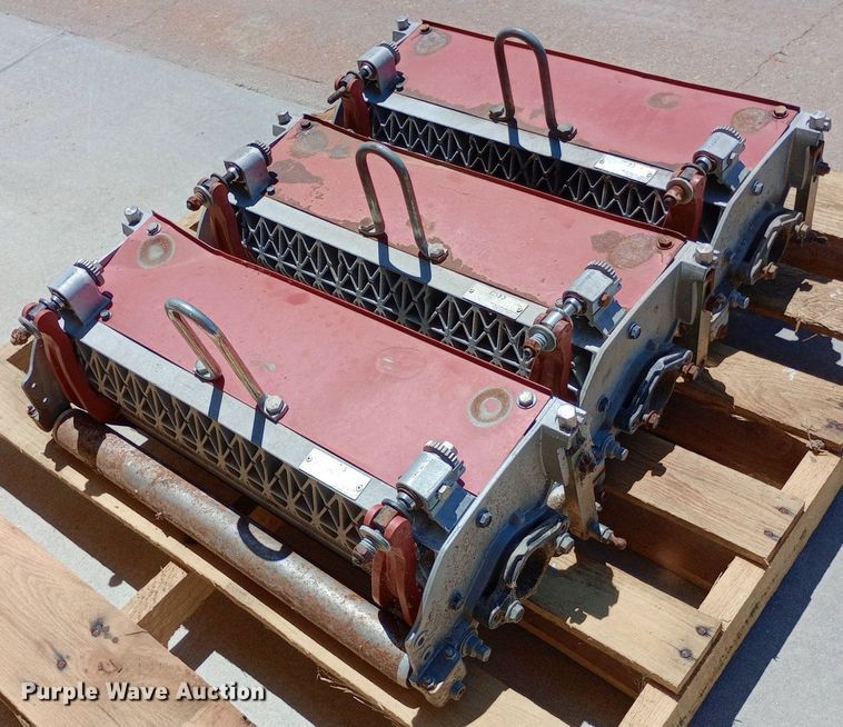 image for item DQ7151 Toro Greensmaster 3150 reel mower