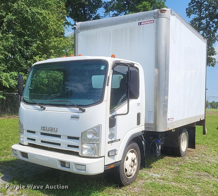 image for item DR4815 2014 Isuzu  NRR box truck