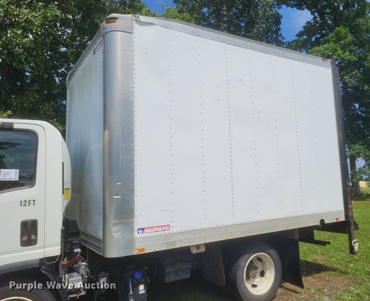 image for item DR4815 2014 Isuzu  NRR box truck