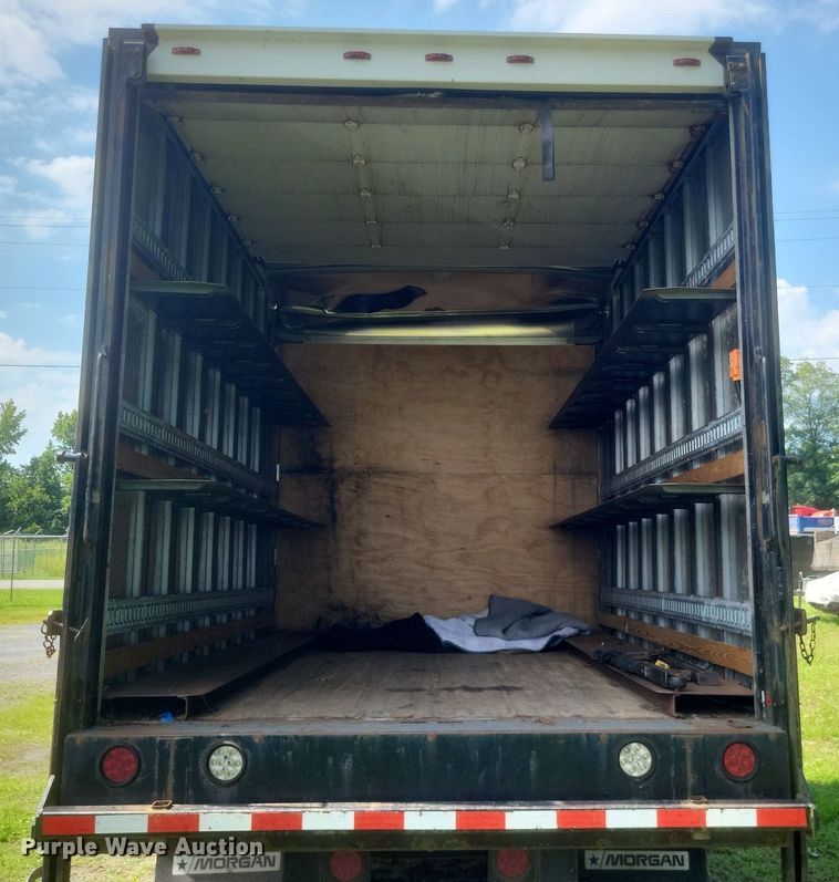 image for item DR4815 2014 Isuzu  NRR box truck