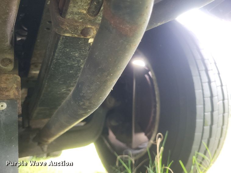 image for item DR4815 2014 Isuzu  NRR box truck