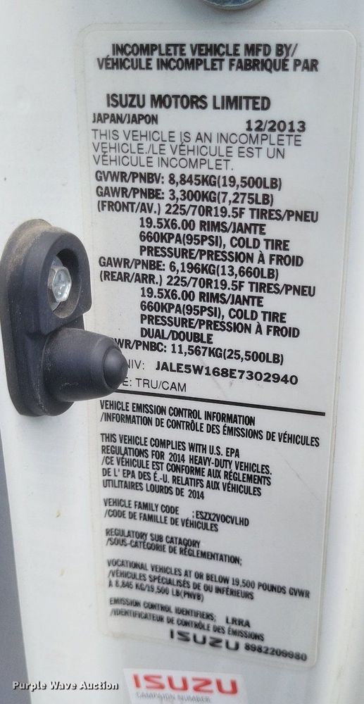 image for item DR4815 2014 Isuzu  NRR box truck