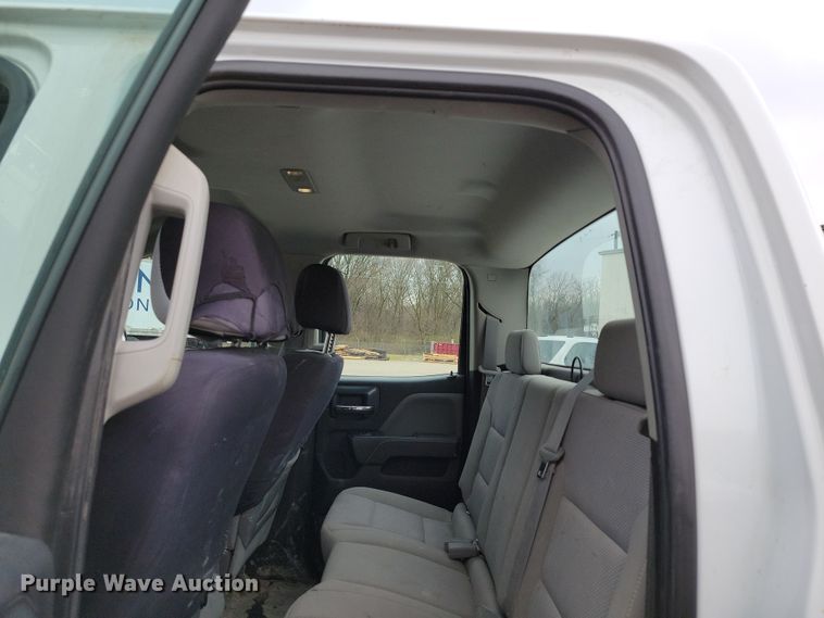 image for item DR7893 2015 GMC Sierra 1500 Double Cab pickup truck