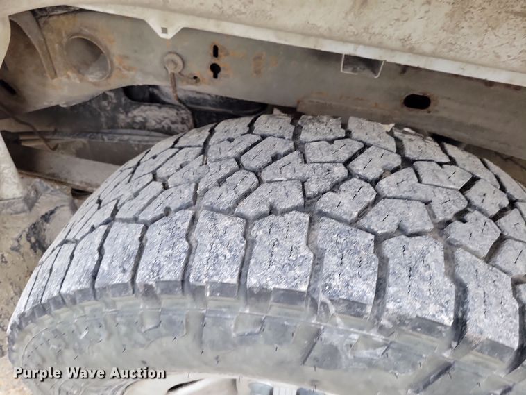 image for item DR7893 2015 GMC Sierra 1500 Double Cab pickup truck