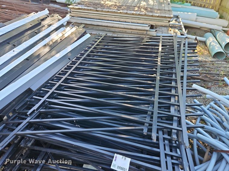 image for item DR8651 Fencing materials 