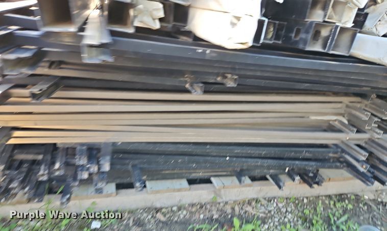 image for item DR8651 Fencing materials 