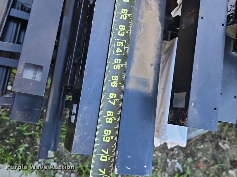 image for item DR8651 Fencing materials 