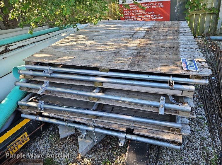 image for item DR8651 Fencing materials 