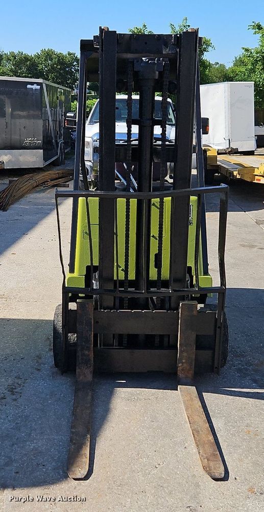 image for item DR8653 Clark C500-45 forklift