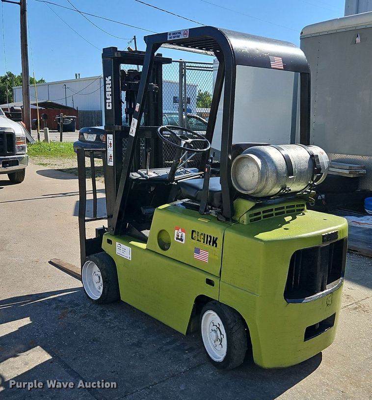 image for item DR8653 Clark C500-45 forklift