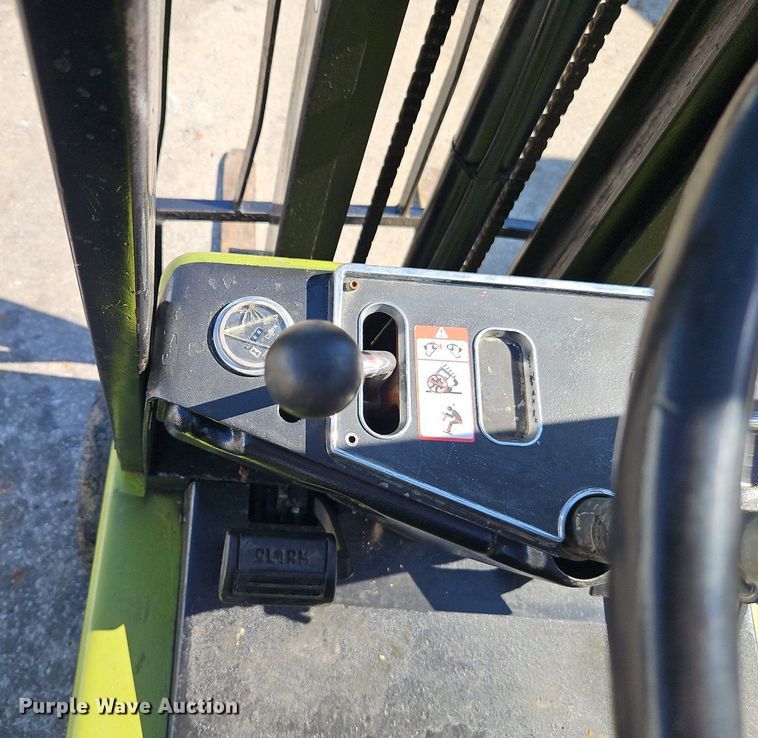image for item DR8653 Clark C500-45 forklift