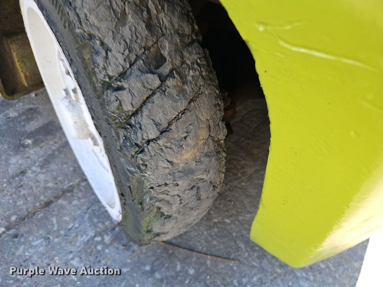 image for item DR8653 Clark C500-45 forklift