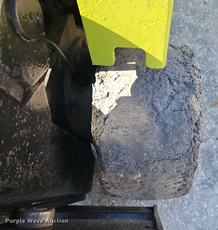 image for item DR8653 Clark C500-45 forklift