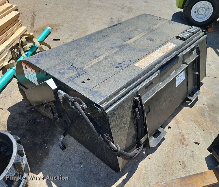 image for item DR8658 2019 Bobcat 72