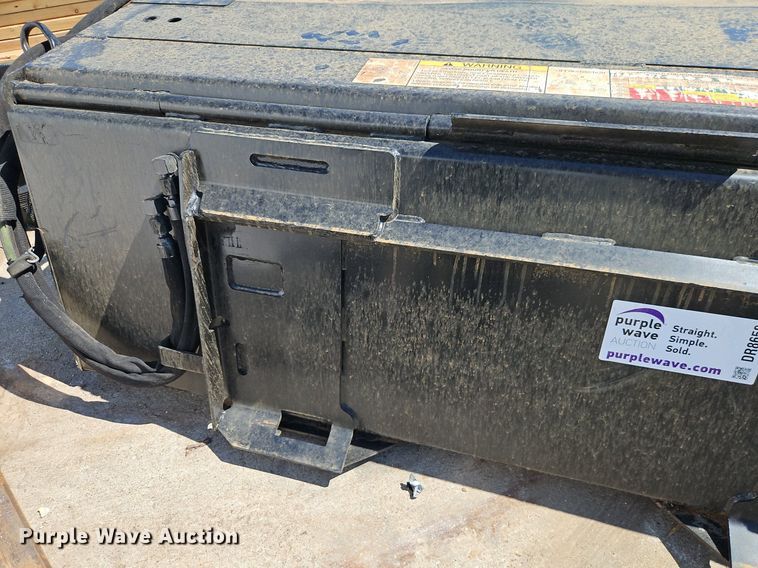 image for item DR8658 2019 Bobcat 72