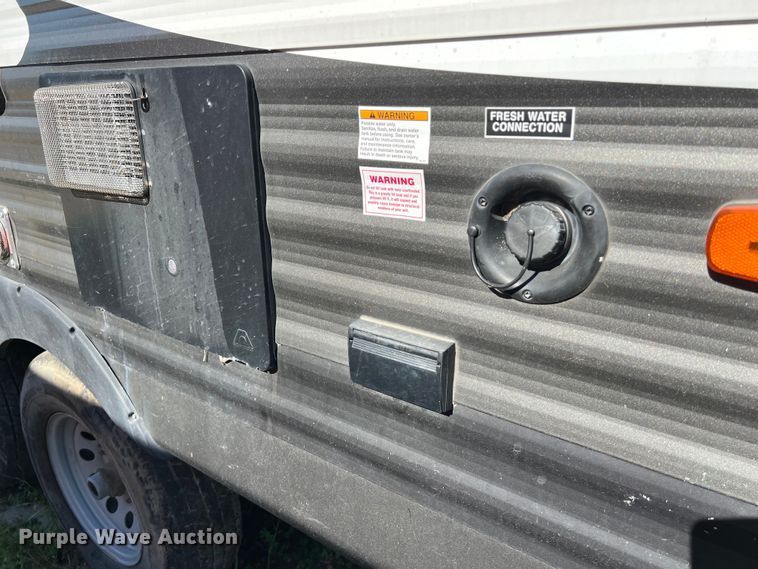 image for item DS2941 2017 Heartland 30LX Prowler camper