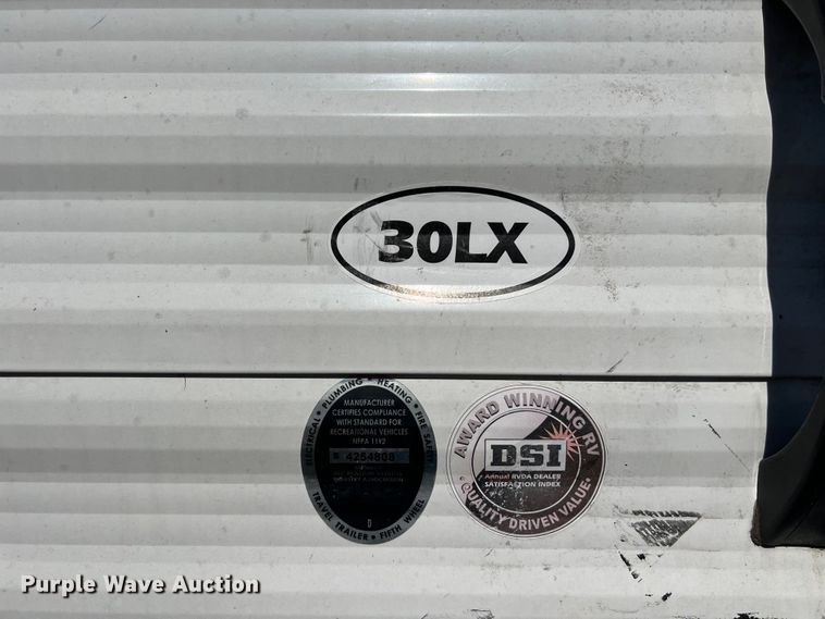 image for item DS2941 2017 Heartland 30LX Prowler camper