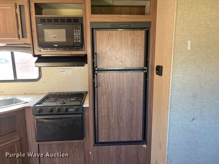 image for item DS2941 2017 Heartland 30LX Prowler camper