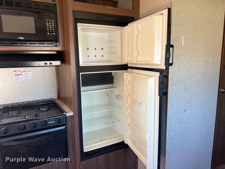 image for item DS2941 2017 Heartland 30LX Prowler camper