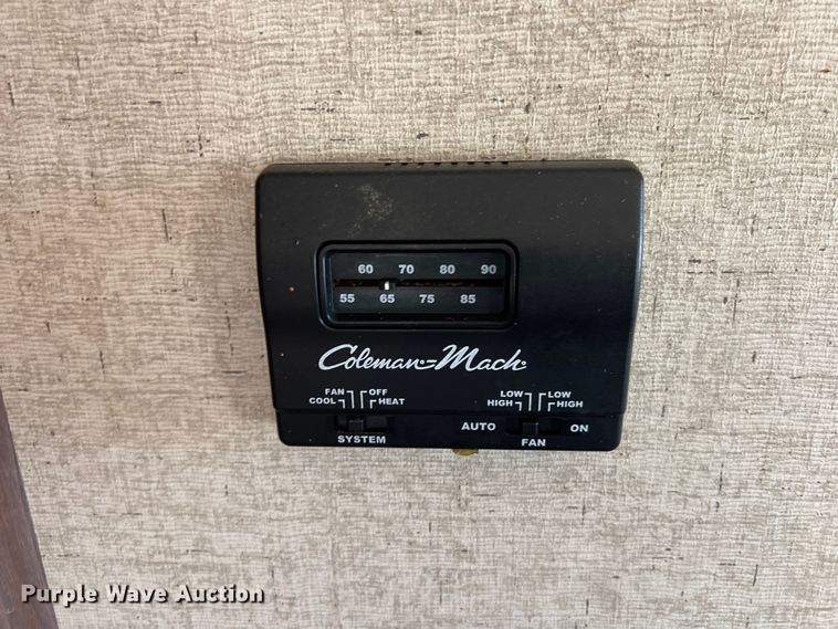 image for item DS2941 2017 Heartland 30LX Prowler camper