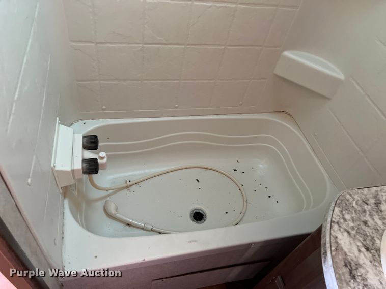 image for item DS2941 2017 Heartland 30LX Prowler camper