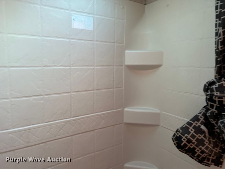 image for item DS2941 2017 Heartland 30LX Prowler camper