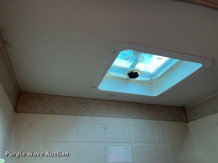 image for item DS2941 2017 Heartland 30LX Prowler camper