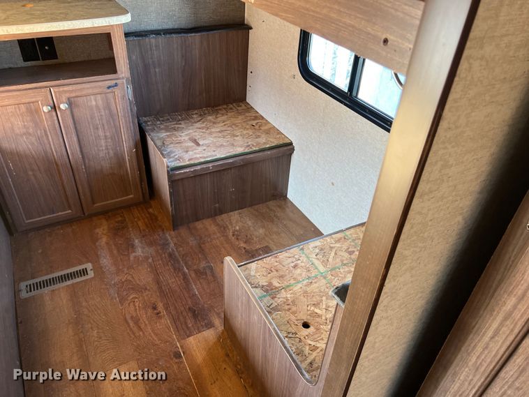 image for item DS2941 2017 Heartland 30LX Prowler camper