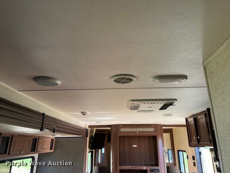 image for item DS2941 2017 Heartland 30LX Prowler camper