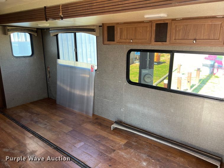 image for item DS2941 2017 Heartland 30LX Prowler camper